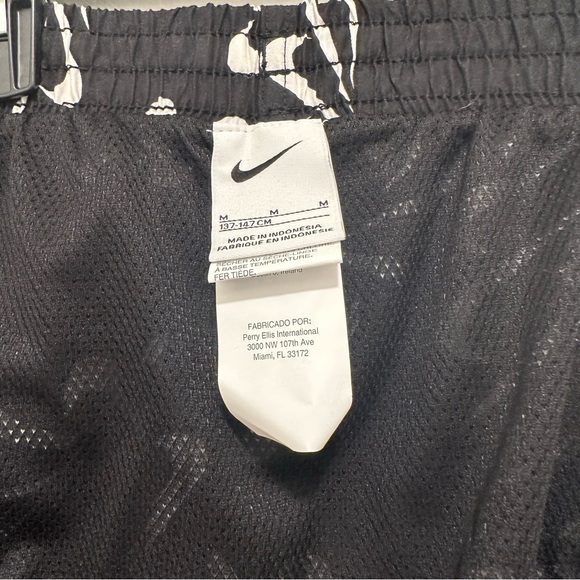 Nike Kid's Swim Volley Total Logo Swim Trunks Size M NWT - Picture 5 of 5